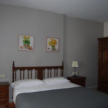 Pension Casa Vicenta Веля Екстериор снимка